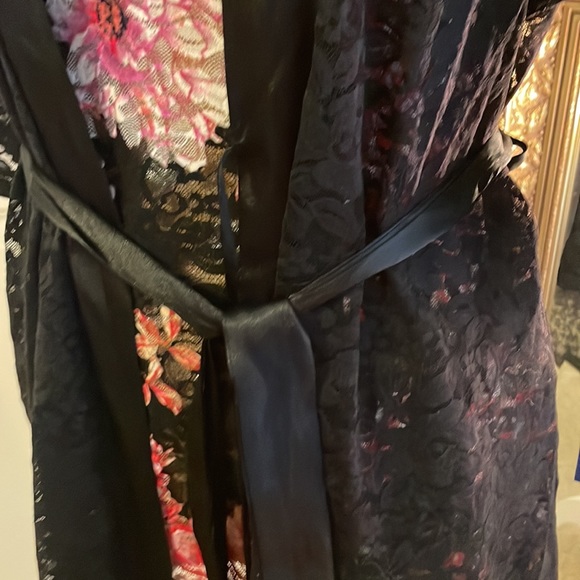 Apt 9 intimates Gown with robe - Picture 5 of 13
